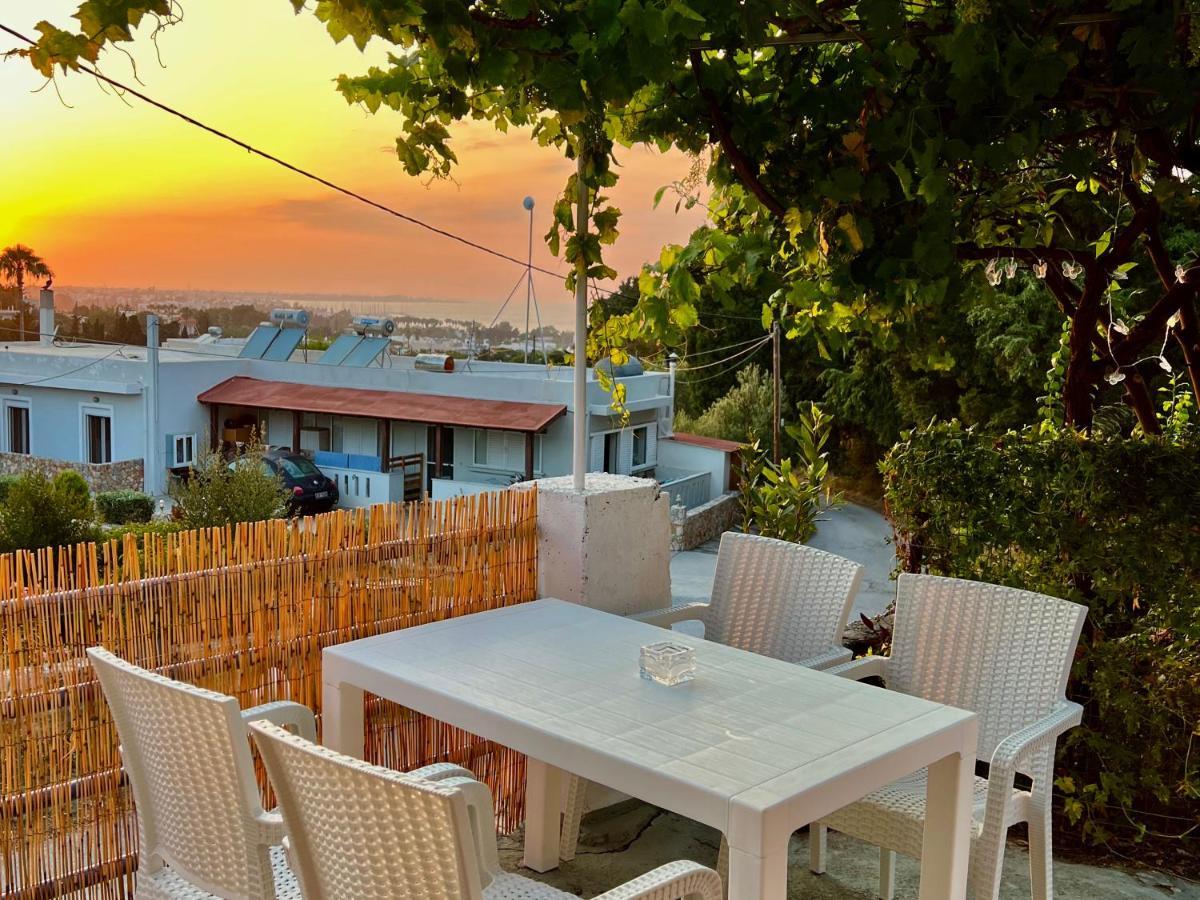 Greek House Tatiana Villa Koszalin Eksteriør bilde